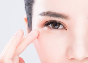 Attain a successful orbital tumor surgery by expert doctors in Mumbai The Esthetic Clinic